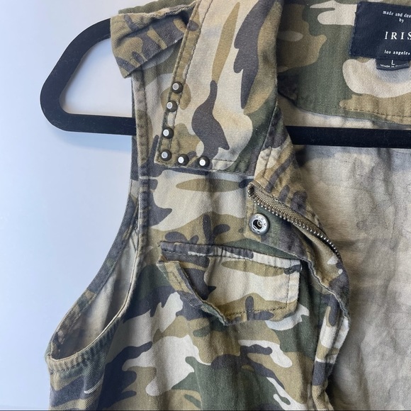 IRIS camo zip up vest size large - Picture 5 of 7